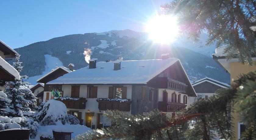 Chalet Gardenia Bormio Exteriör bild
