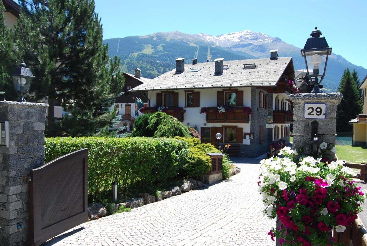 Chalet Gardenia Bormio Exteriör bild