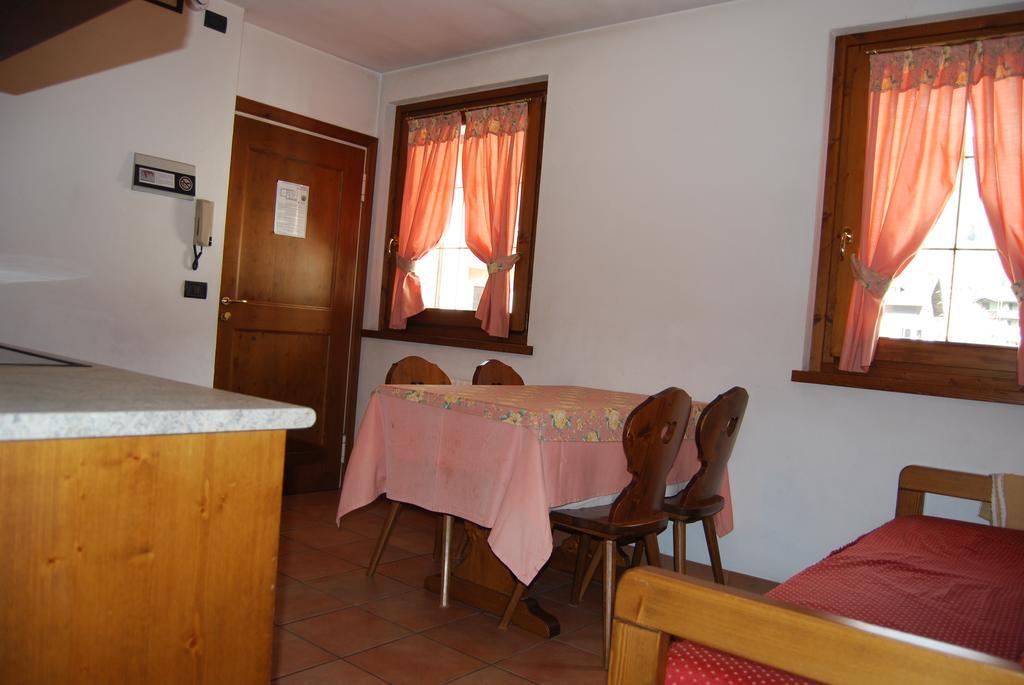 Chalet Gardenia Bormio Rum bild