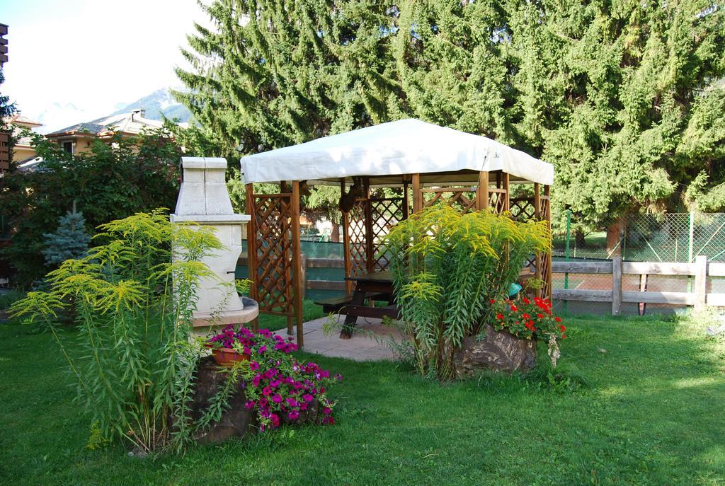 Chalet Gardenia Bormio Exteriör bild